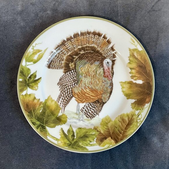 Williams Sonoma Botanical Leaf and Turkey 8.5" Salad Plate Fall Thanksgiving - Picture 2 of 12
